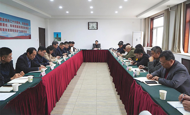 省文联召开党组理论学习中心组学习会